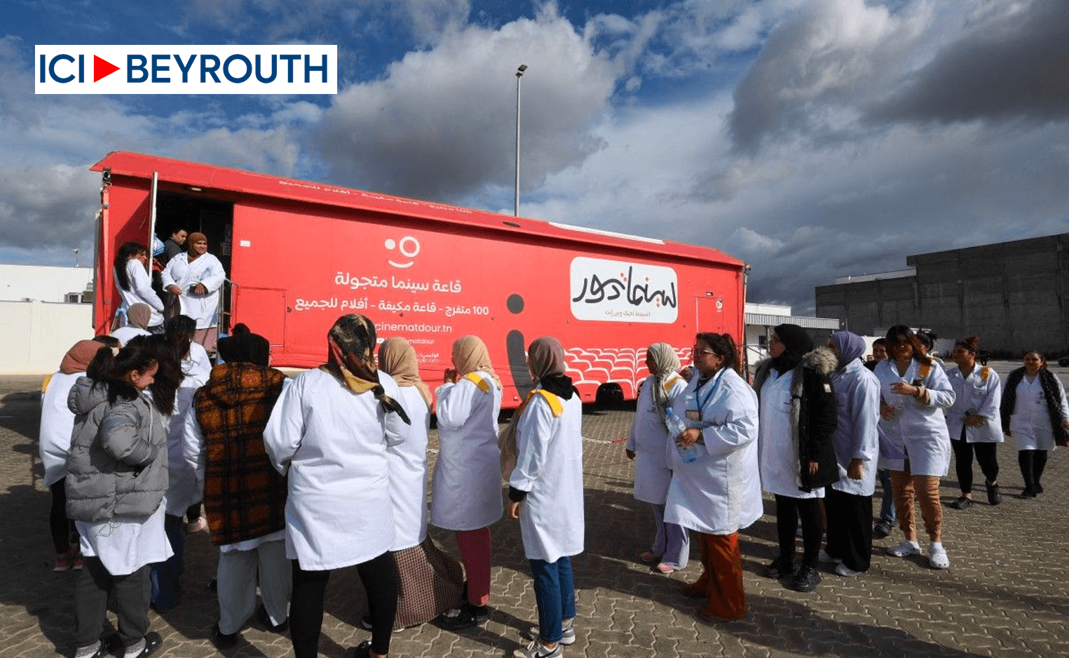 CinemaTdour, un camion-cinéma itinérant révolutionnaire en Tunisie